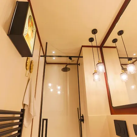 The Rent - Modern One-bedroom In The Lively Heart Of Brera Milan